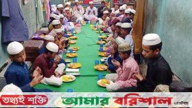 এতিম শিশুরা রমজানে চায় একটু সহযোগীতা