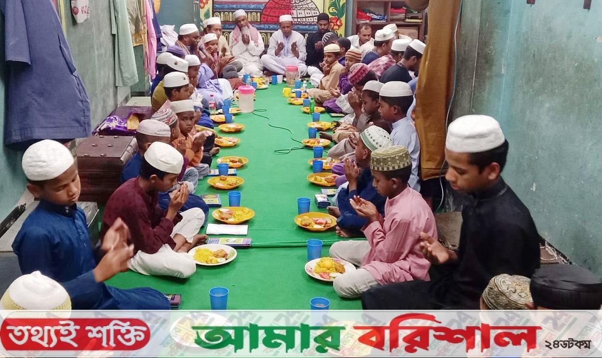 এতিম শিশুরা রমজানে চায় একটু সহযোগীতা