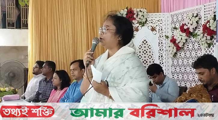 প্রধানমন্ত্রীর উপহার পেলেন বিসিসি’র পরিচ্ছন্নতাকর্মীরা