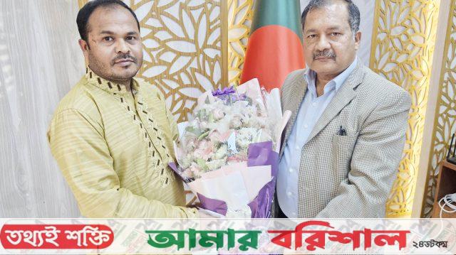 সচিবালয়ে তথ্যমন্ত্রীর সঙ্গে ‘সময়ের বার্তা’ সম্পাদক এম লোকমান হোসাইনের সৌজন্য সাক্ষাৎ