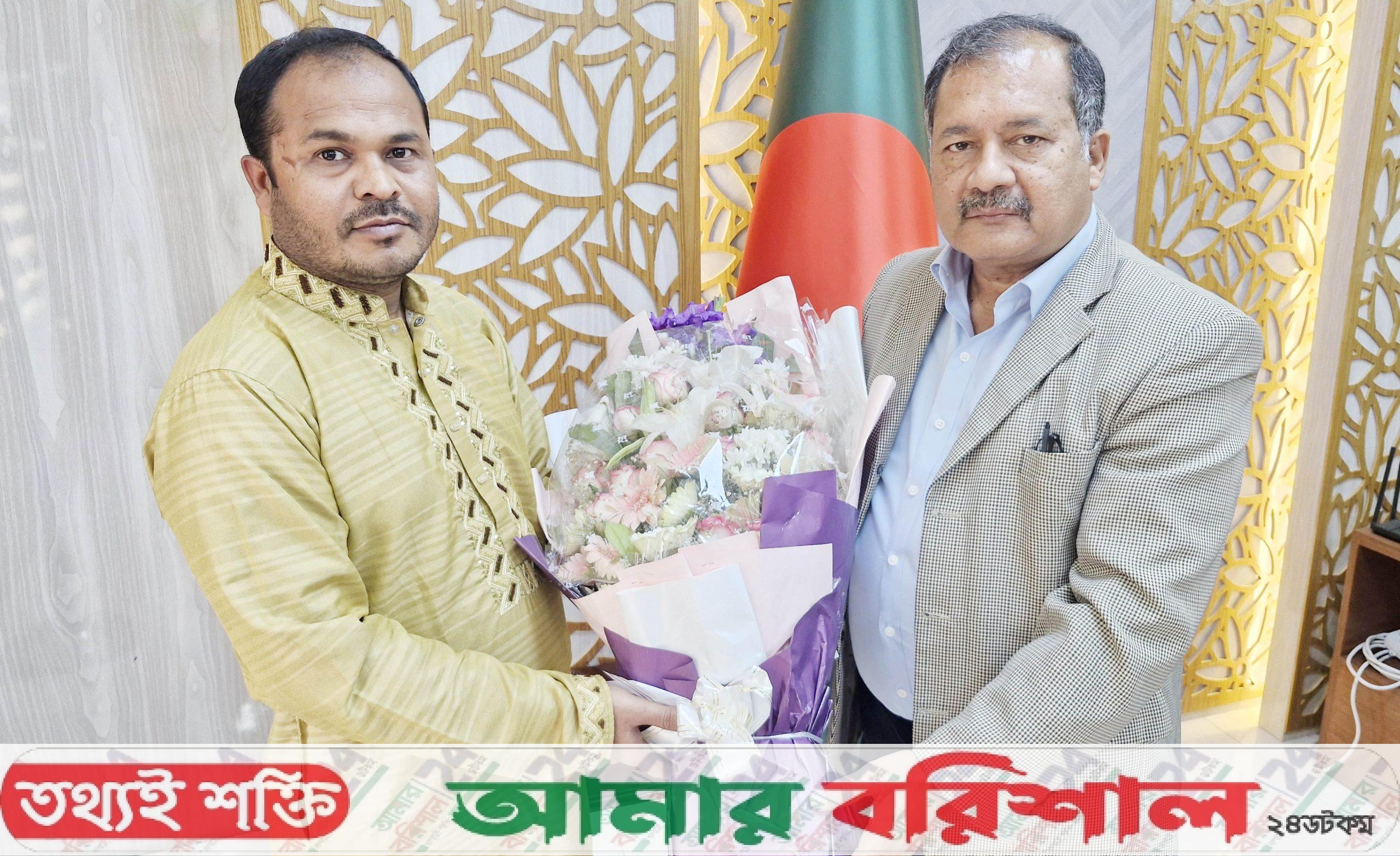 সচিবালয়ে তথ্যমন্ত্রীর সঙ্গে ‘সময়ের বার্তা’ সম্পাদক এম লোকমান হোসাইনের সৌজন্য সাক্ষাৎ