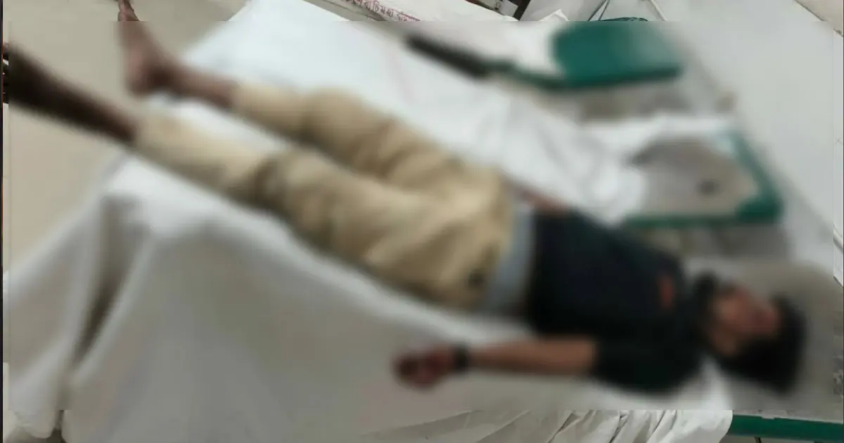 বরিশালে সড়কে প্রাণ গেলো মোটরসাইকেল চালকের