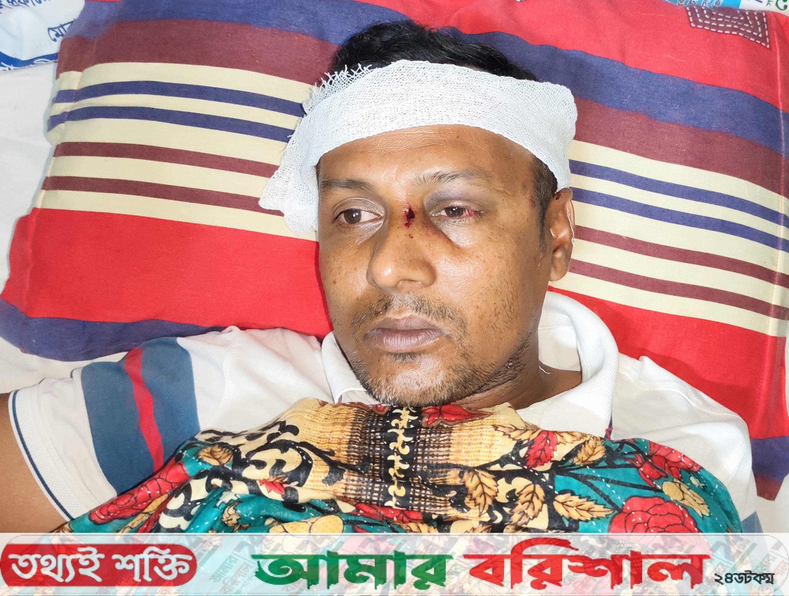 বানারীপাড়ায় কৃষক দল নেতাকে কুপিয়ে জখমের অভিযোগ