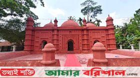 বরিশালের ঐতিহাসিক পোড়ামাটি দিয়ে তৈরি কমলাপুর জামে মসজিদ