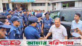 হামলা চালানো সেই আগৈলঝাড়া থানা পরিদর্শনে তথ্যমন্ত্রী