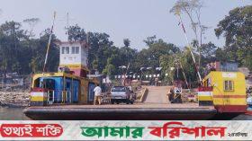 ১০ জনের কাঁধে ৭০ জনের কাজ